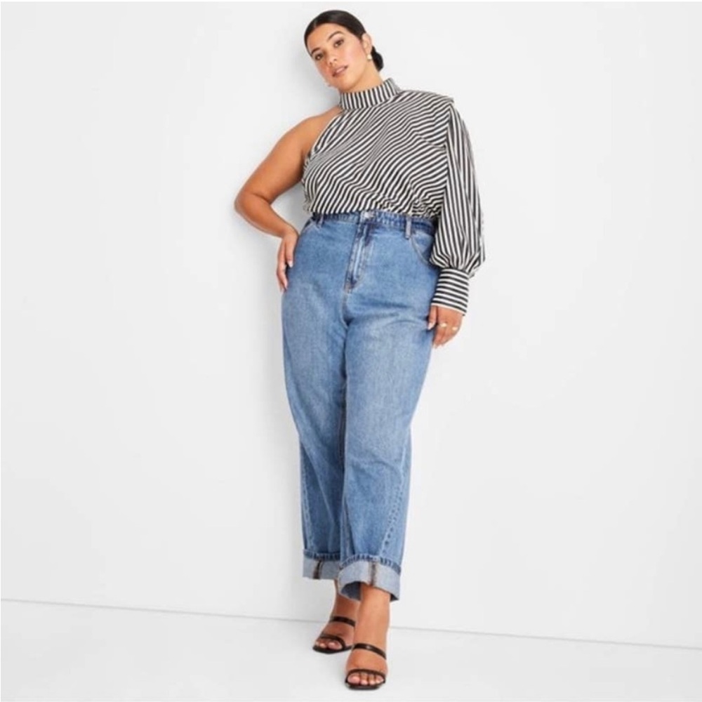 NWT mid-Rise Boyfriend Medium Wash | Future Collective | 16 khalana barfield